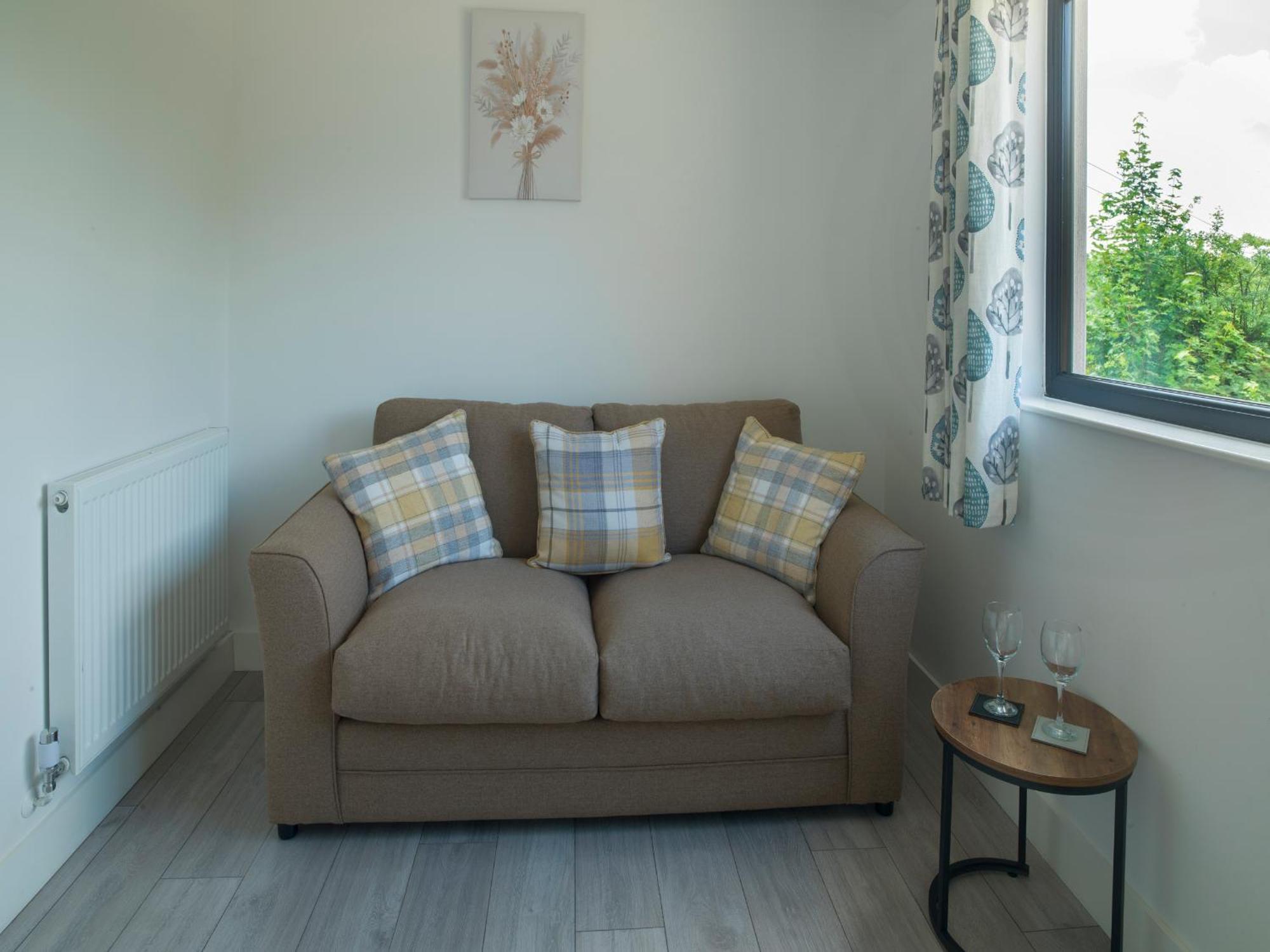 Stunning Modern Apartment In The Cotswolds Chalford ภายนอก รูปภาพ