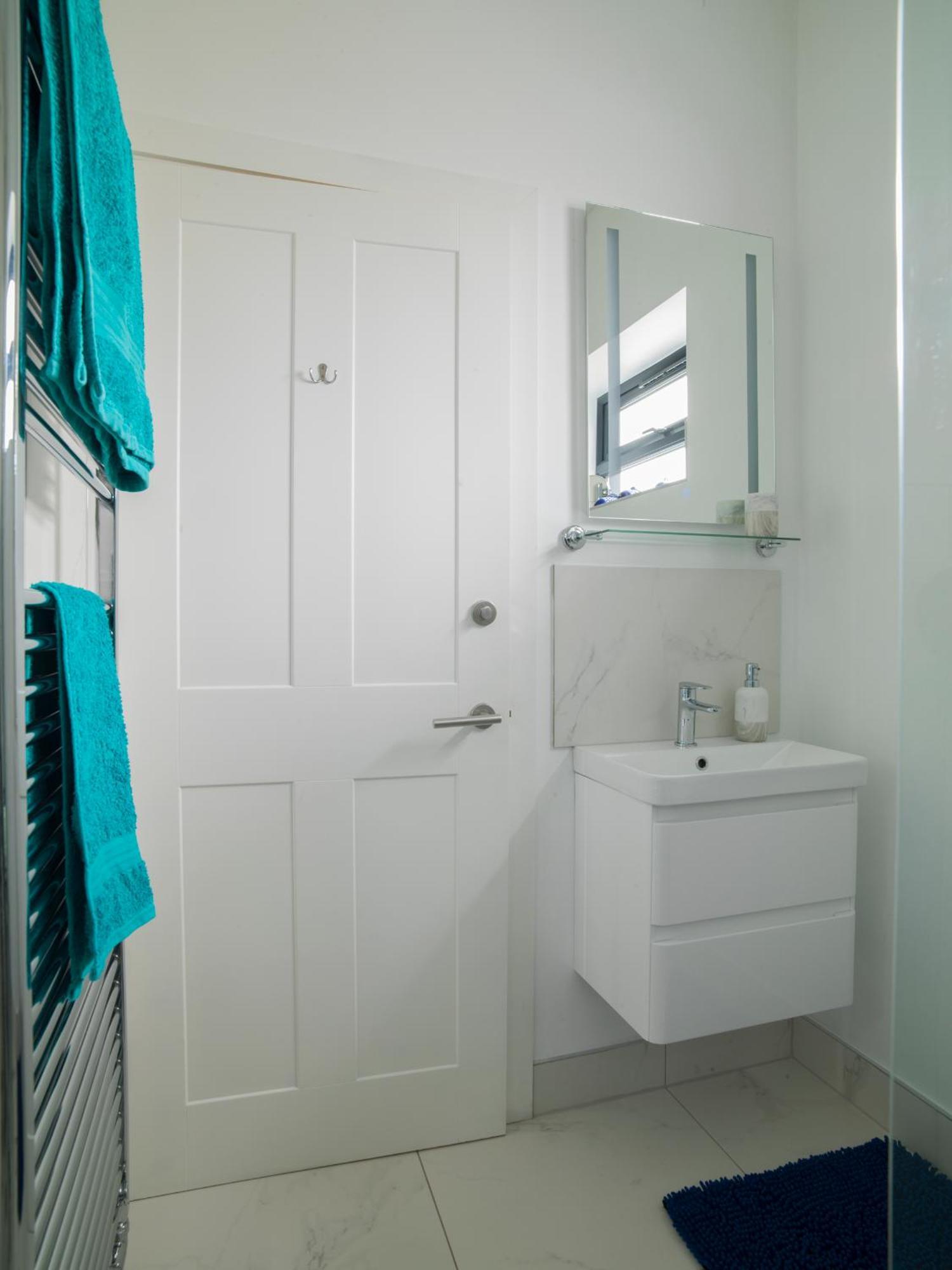 Stunning Modern Apartment In The Cotswolds Chalford ภายนอก รูปภาพ