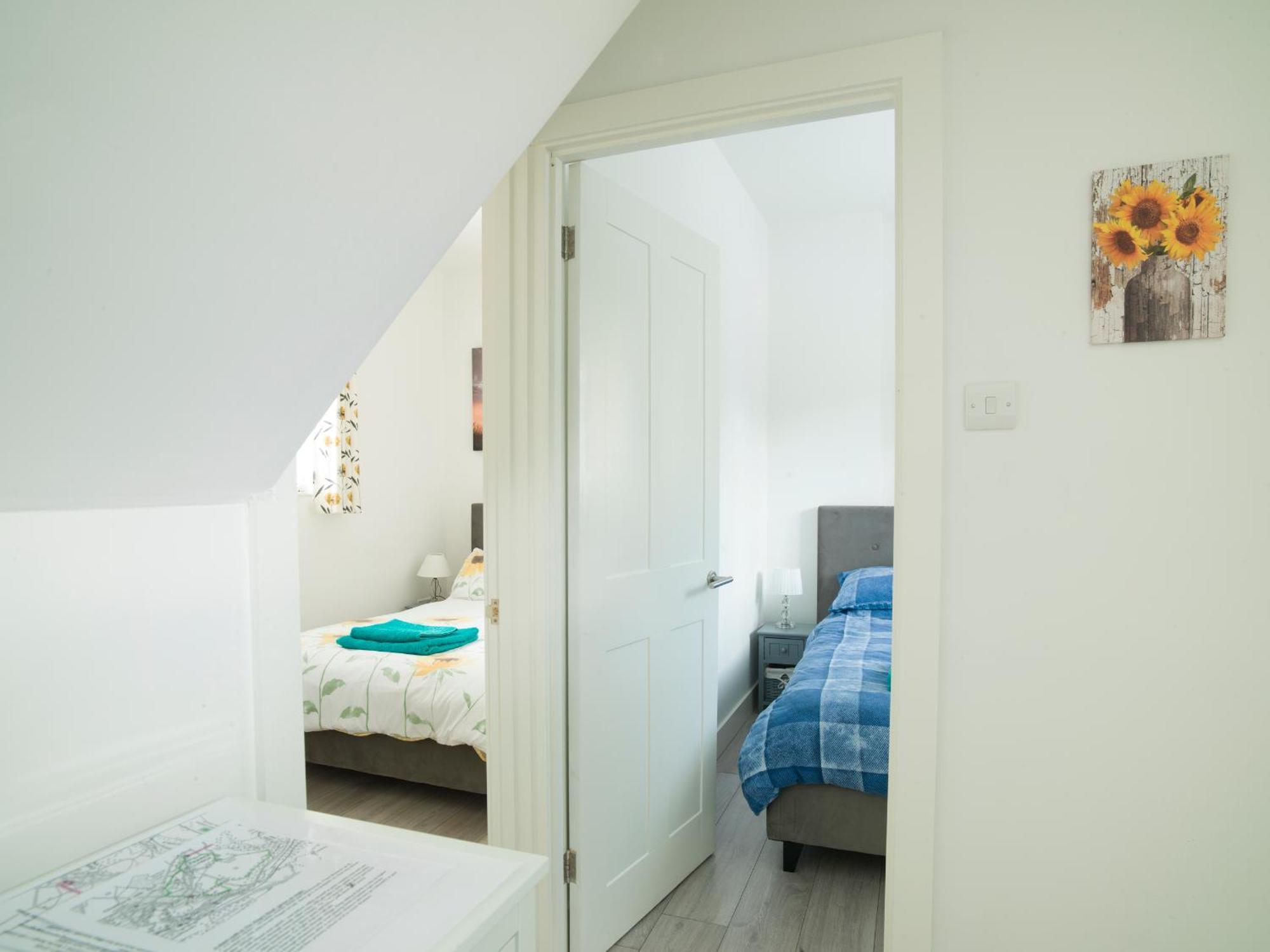Stunning Modern Apartment In The Cotswolds Chalford ภายนอก รูปภาพ